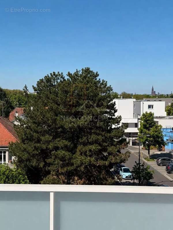 ILLKIRCH-GRAFFENSTADEN  Appartement 3 pièces en attique  67 m²  Deux terrasses - photo 3