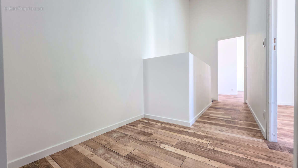 Maison à SARTROUVILLE