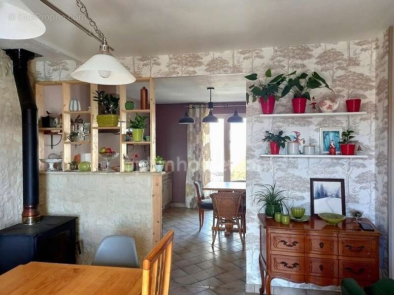 Maison de village - 3 chambres de plain-pied – jardin - 15' de Laval - photo 3