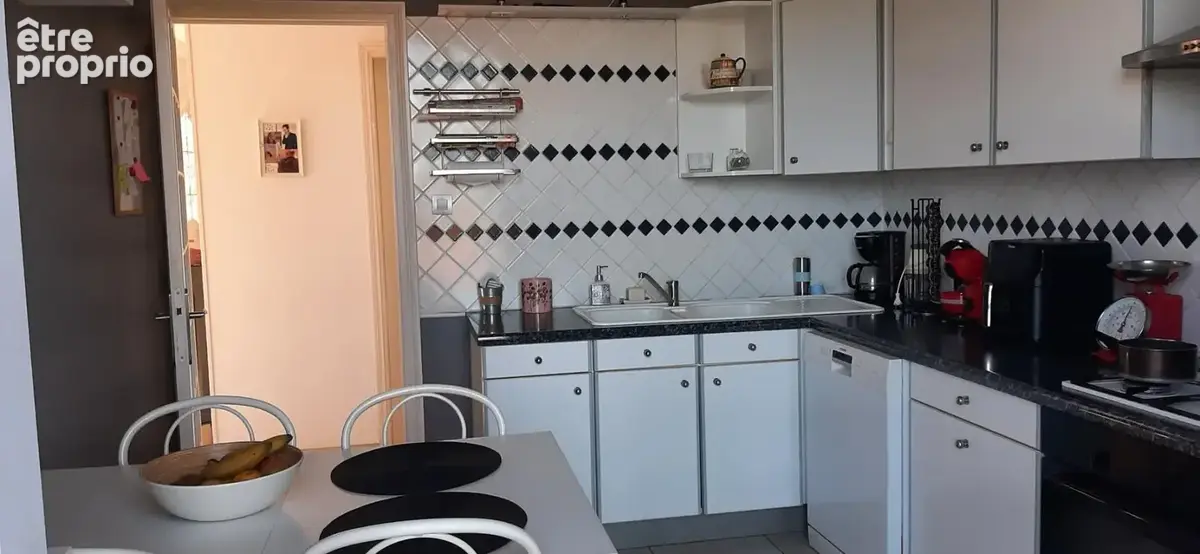 Maignifique maison rénovée avec piscine et chalet indépendant dans quartier prisé de gueugnon (71) - photo 3