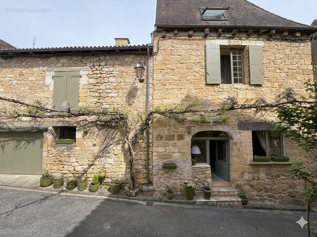 Maison à SAINT-CYPRIEN