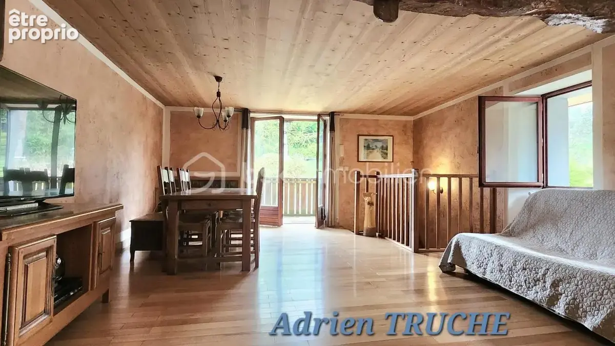 Maison en pierre rénovée - Studio indépendant - Terrain arboré de 1491 m² - photo 4