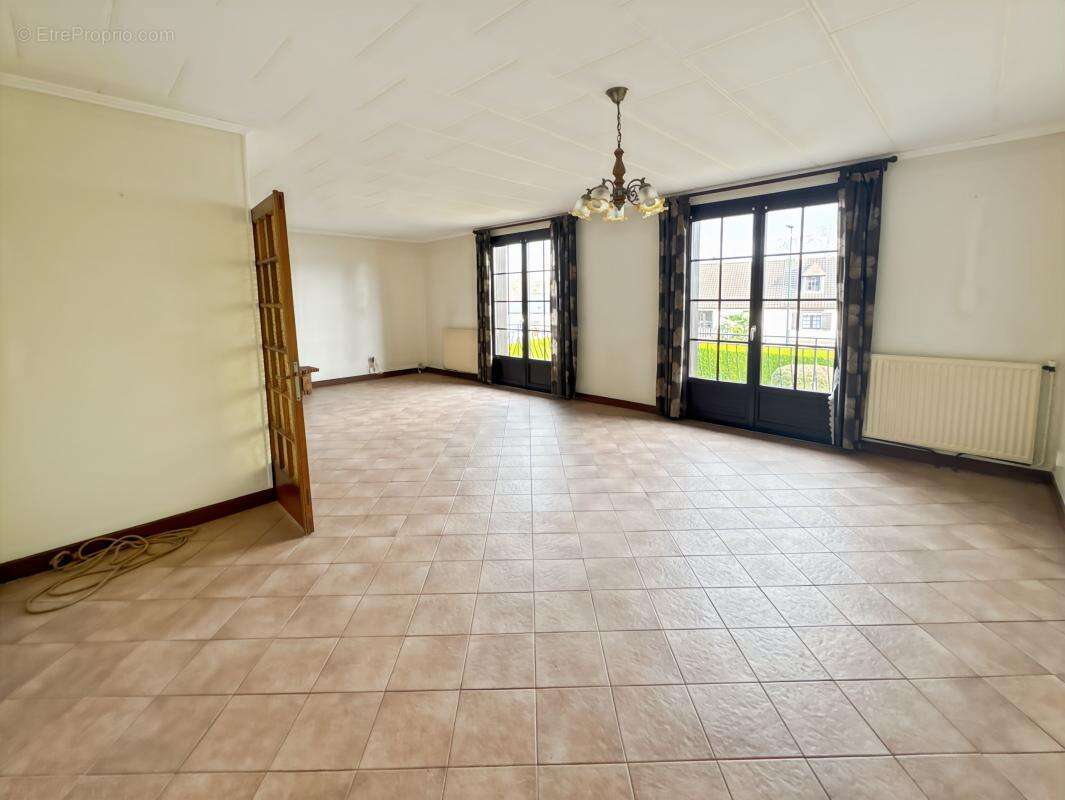 Maison à SAINT-ARNOULT