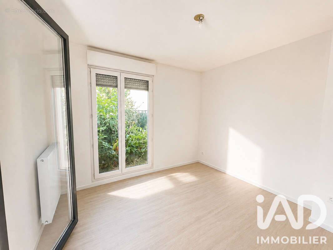 Appartement 54 m² à Le Blanc-Mesnil  - photo 4