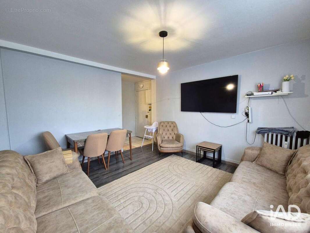 Photo 2 - Appartement à RIS-ORANGIS