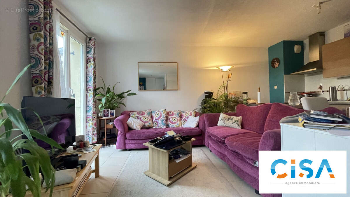 Appartement à VERNEUIL-EN-HALATTE