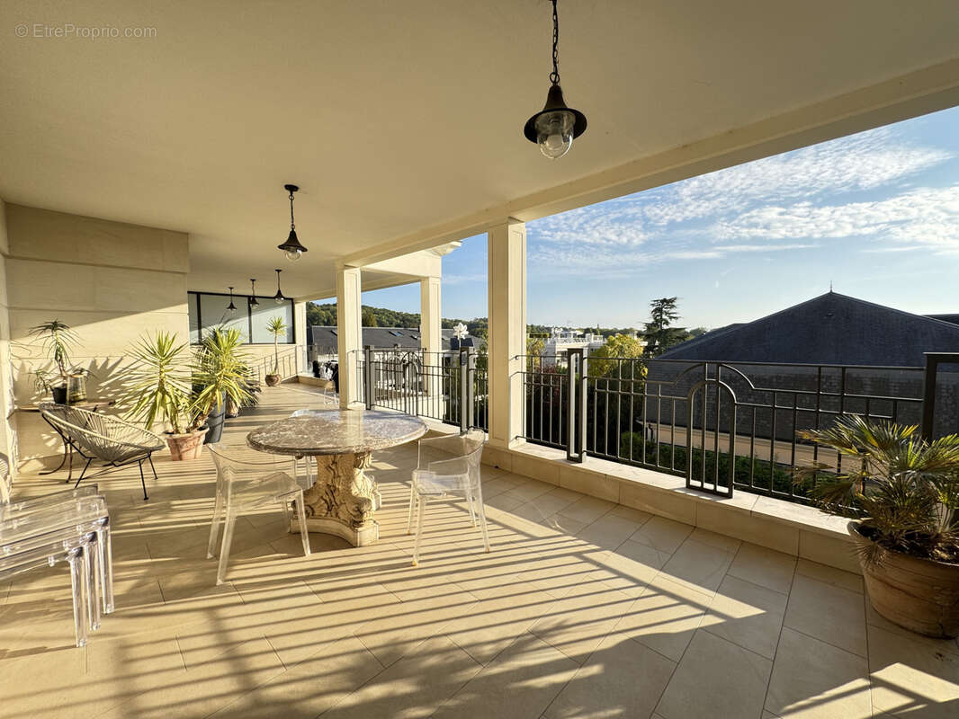 Appartement à SAINT-MAUR-DES-FOSSES