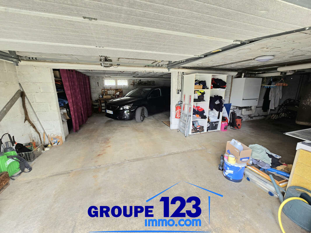 SAINT-GEORGES-SUR-BAULCHE  - Maison familiale 4 chambres, avec terrasse, sous-sol complet et double garage - photo 13