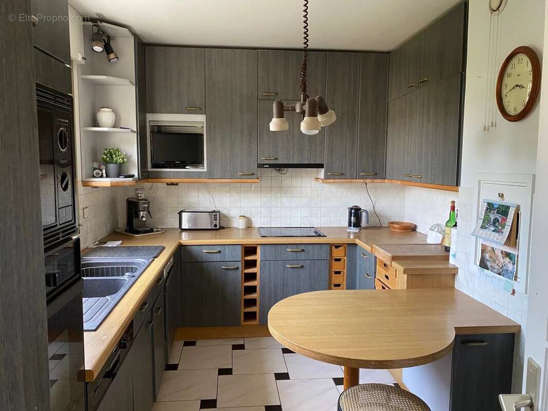 Appartement à LE PERREUX-SUR-MARNE