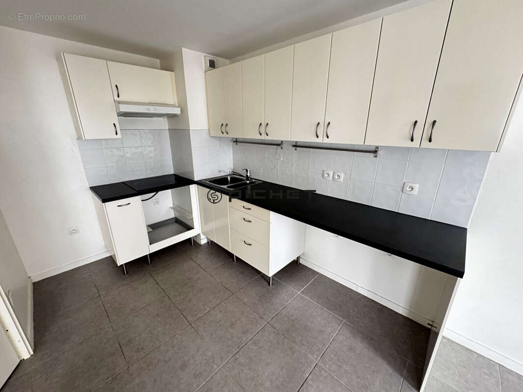 Appartement Bordeaux 4 pièce(s) 85.17 m2 - photo 2