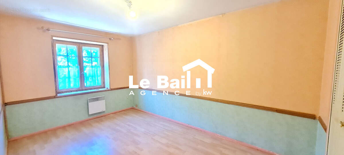 Maison 140 m² à Osny  - photo 5