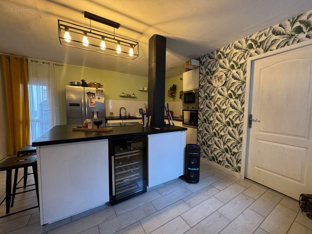 Maison à VAL-DE-REUIL