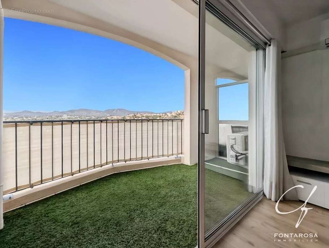 Appartement à SAINT-RAPHAEL