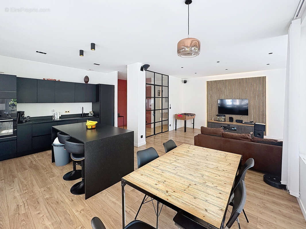 Appartement à SAINT-ETIENNE