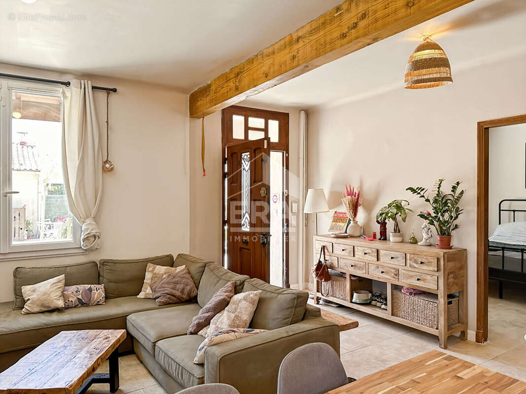 Maison à ROGNONAS