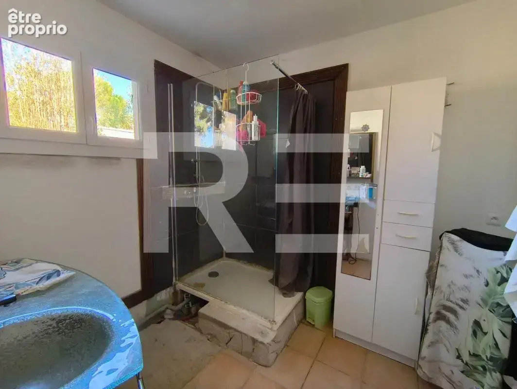 Maison de plain-pied 125m2 - parcelle 1300m2- piscine et garage - photo 9