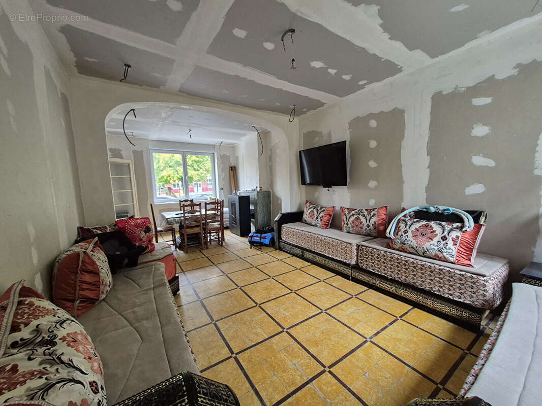 Maison à FRESNES-SUR-ESCAUT