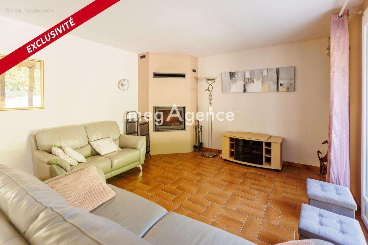 Maison à CUBZAC-LES-PONTS