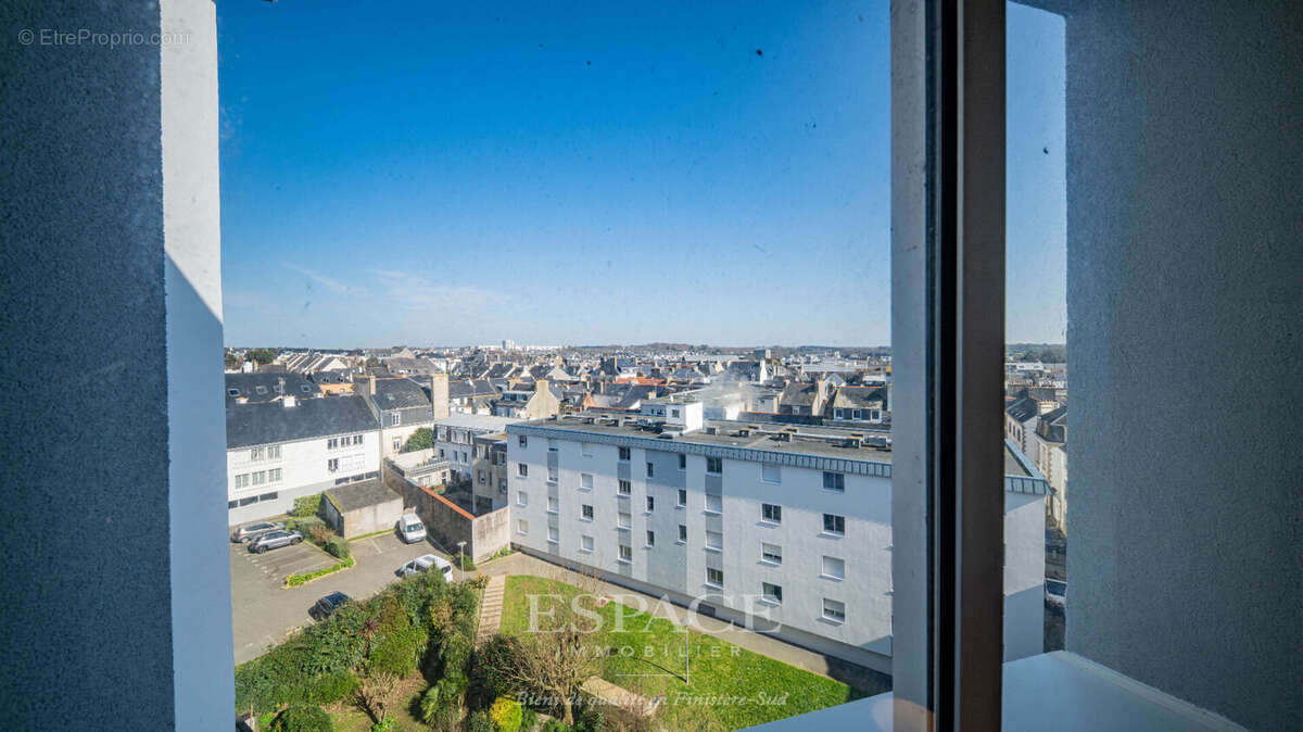 À vendre, dans le triangle d'or Concarnois - face à la mer : appartement 2 pièces avec terrasse et parking - photo 8