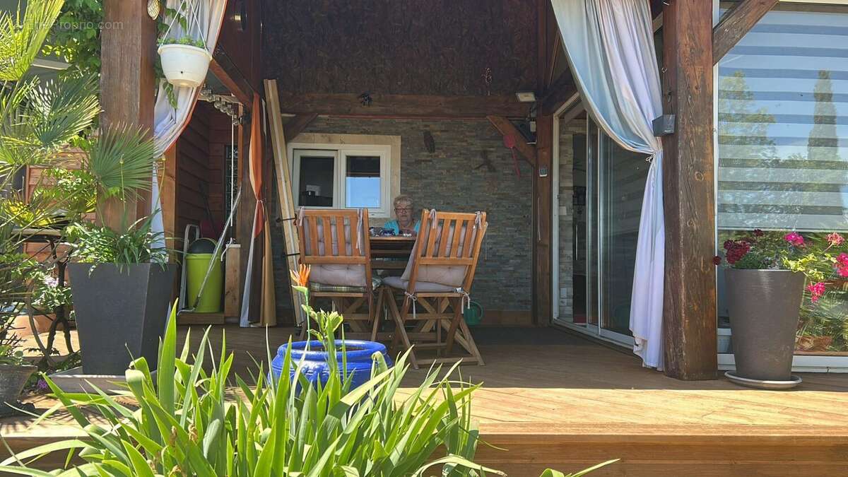 Maison à LE MUY