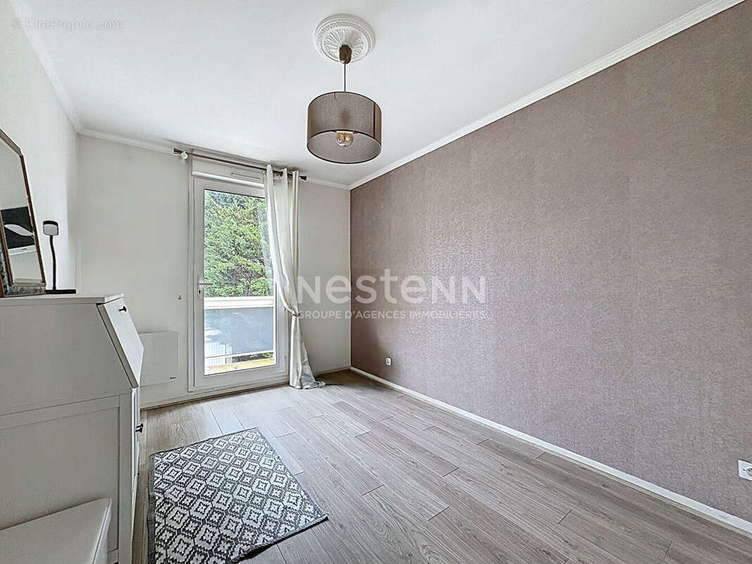 Appartement à LAMORLAYE