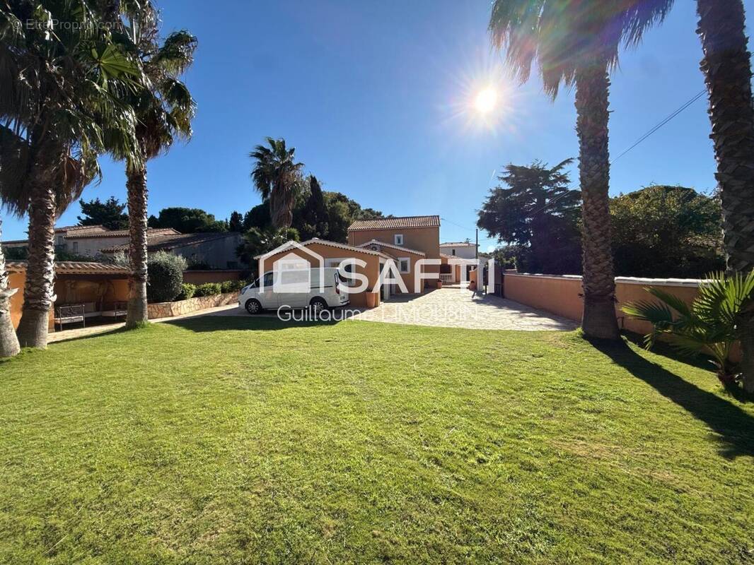 Photo 1 - Maison à SIX-FOURS-LES-PLAGES