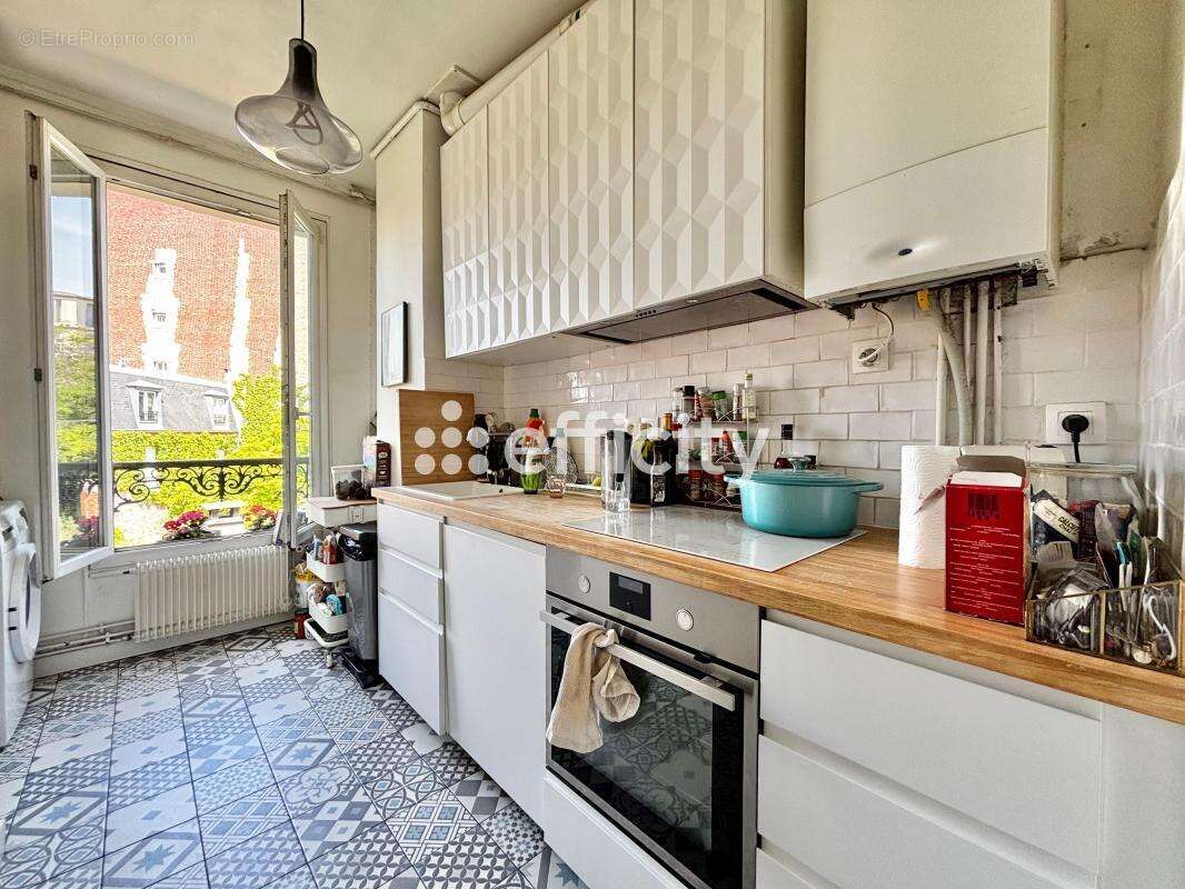 Appartement à ASNIERES-SUR-SEINE