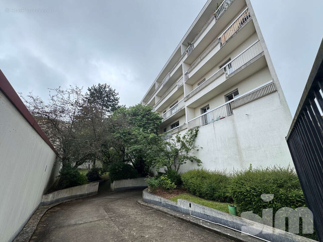 Appartement à CHELLES
