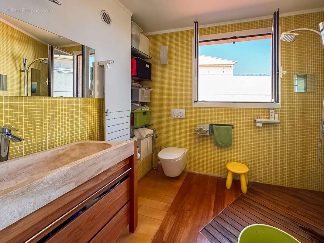 Appartement à VILLEFRANCHE-SUR-MER