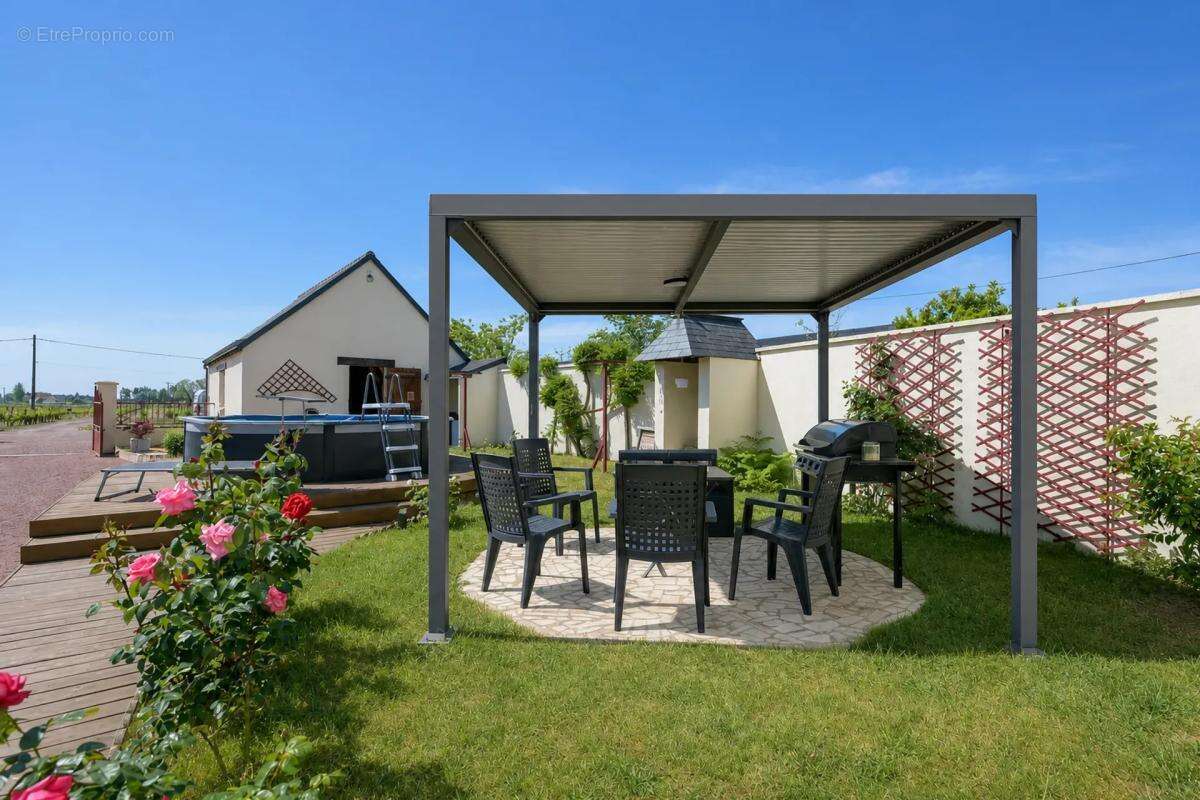 Maison de 9 pièces de 204 m² à Bourgueil - photo 16