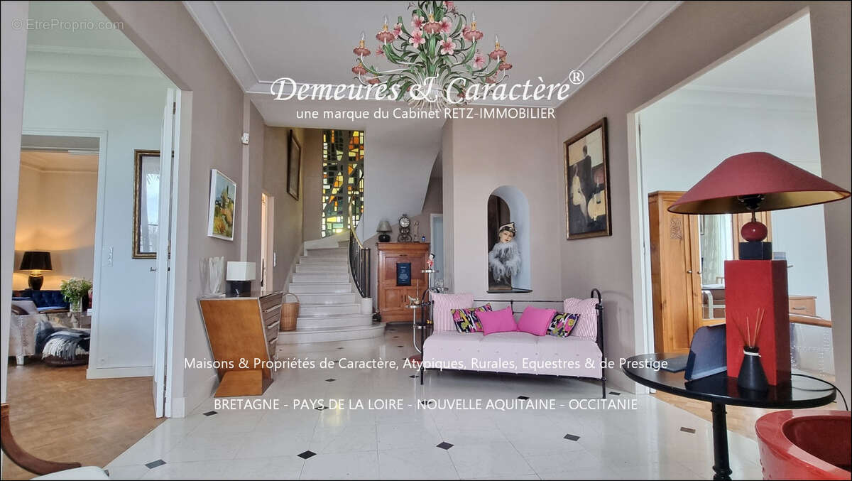 Grande demeure bourgeoise centre bourg, dépendances, accès rivière - photo 8