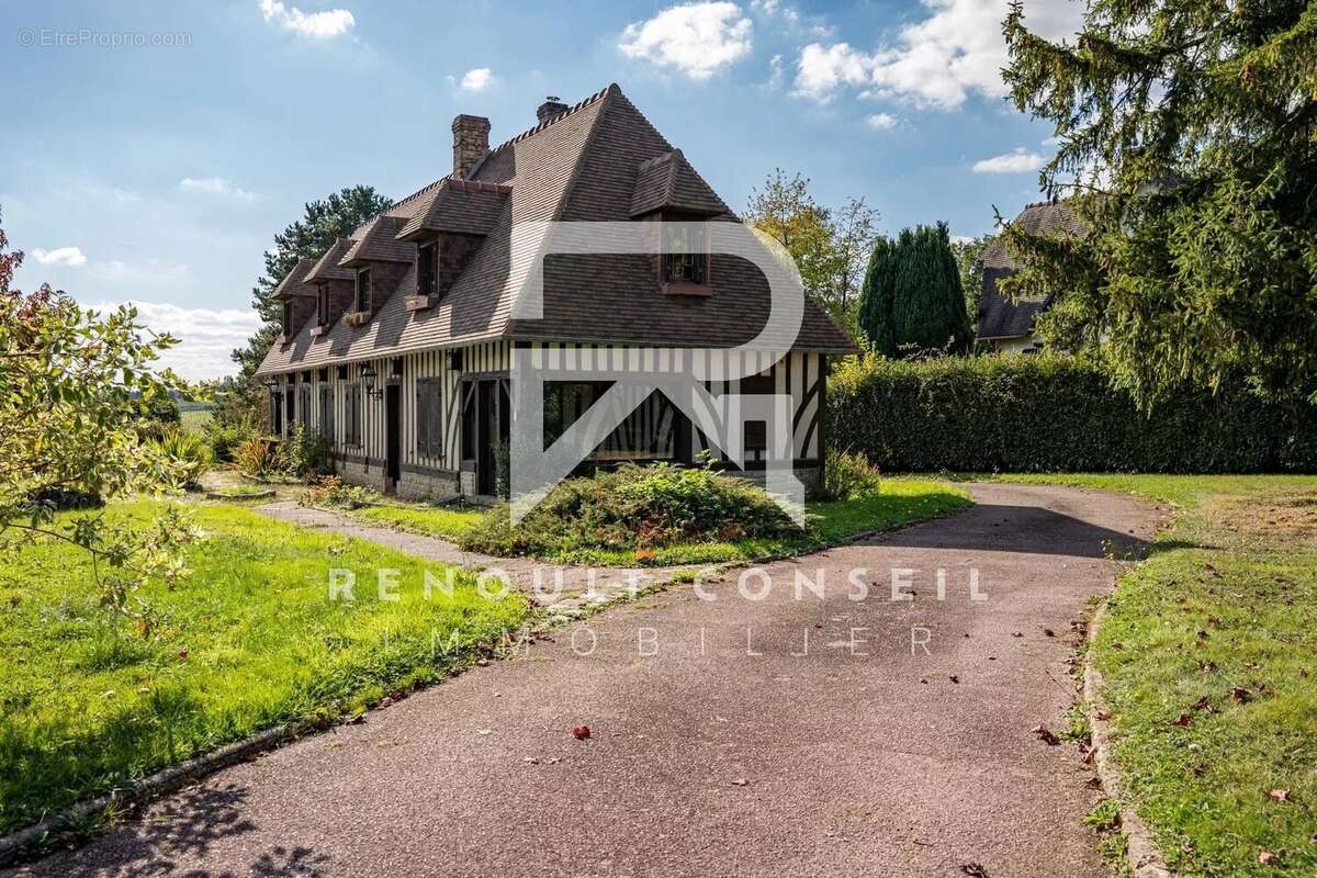 Maison à AMFREVILLE-LES-CHAMPS