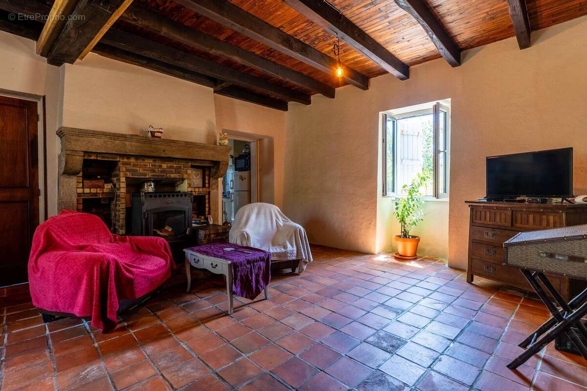 Maison 158 m² à Etouars  - photo 4