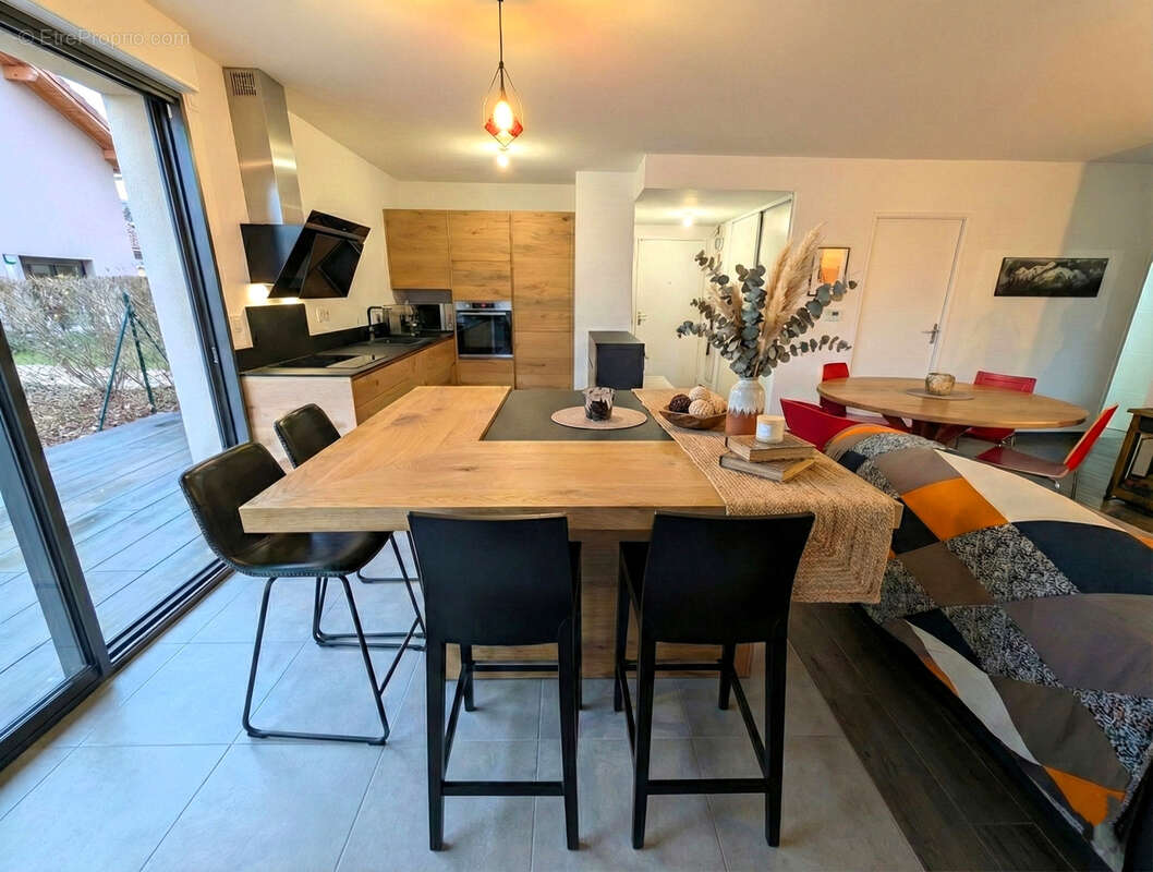 Appartement à DIVONNE-LES-BAINS
