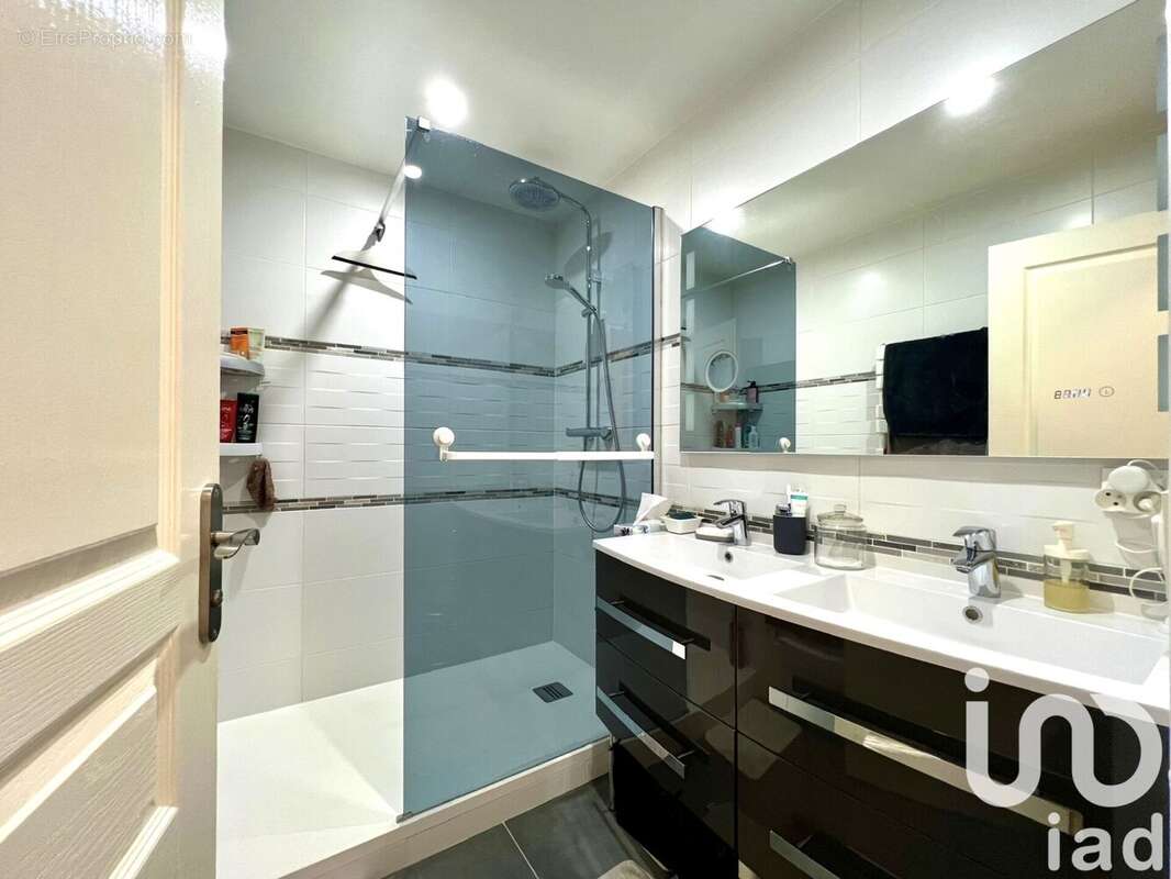 Photo 9 - Appartement à OZOIR-LA-FERRIERE