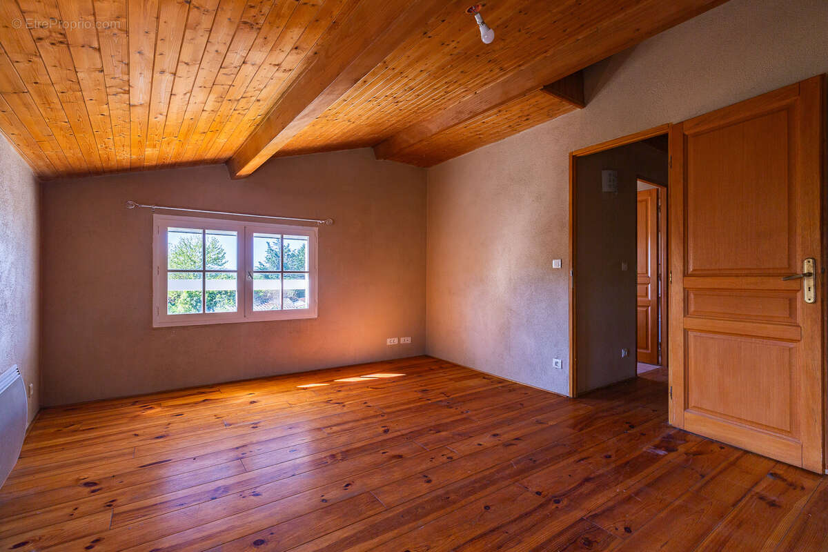 Appartement à MONTVENDRE