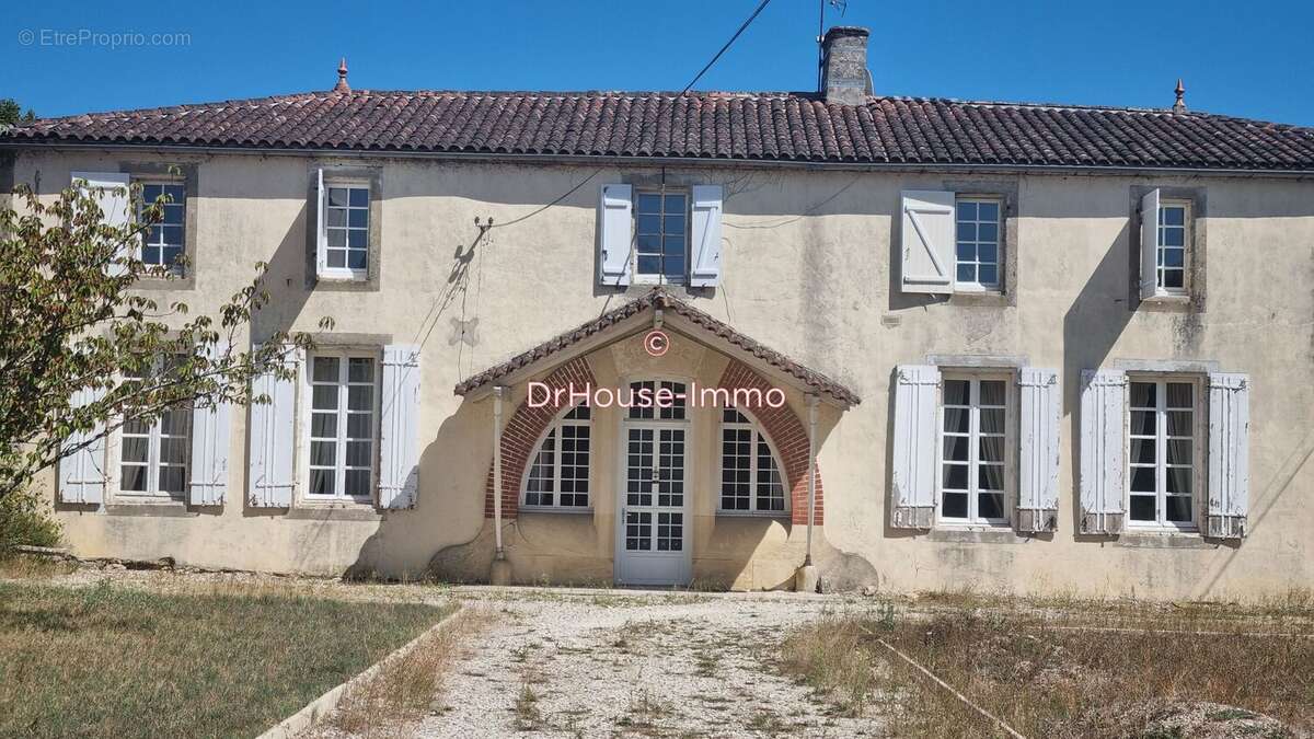 Maison à GORNAC