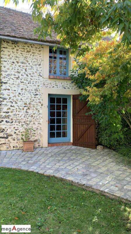 Maison à HOUDAN