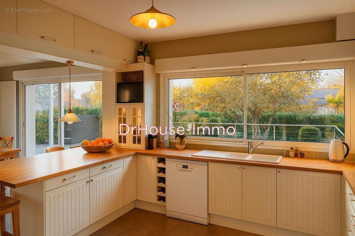 Maison à VILLENAVE-D&#039;ORNON