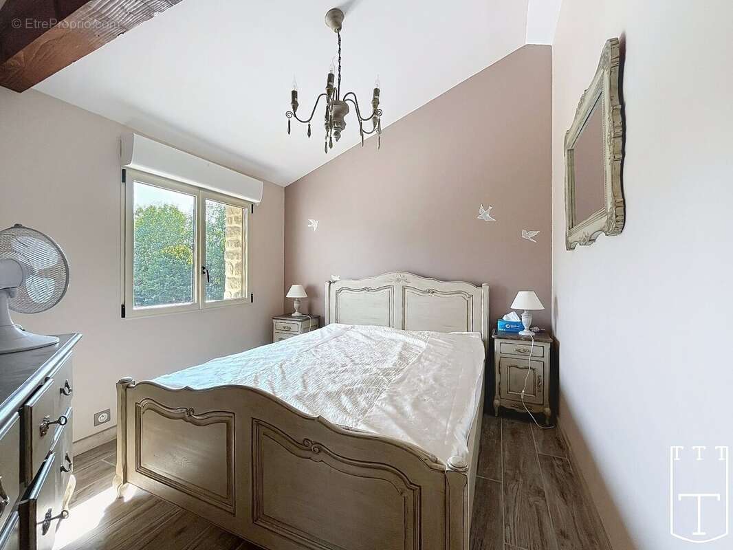Élégante villa en pierre - photo 13