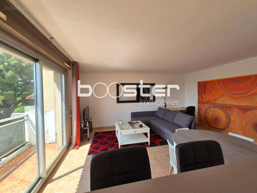 Côte Pavée - T3 de 65m² en dernière étage avec stationnement et cave - photo 7