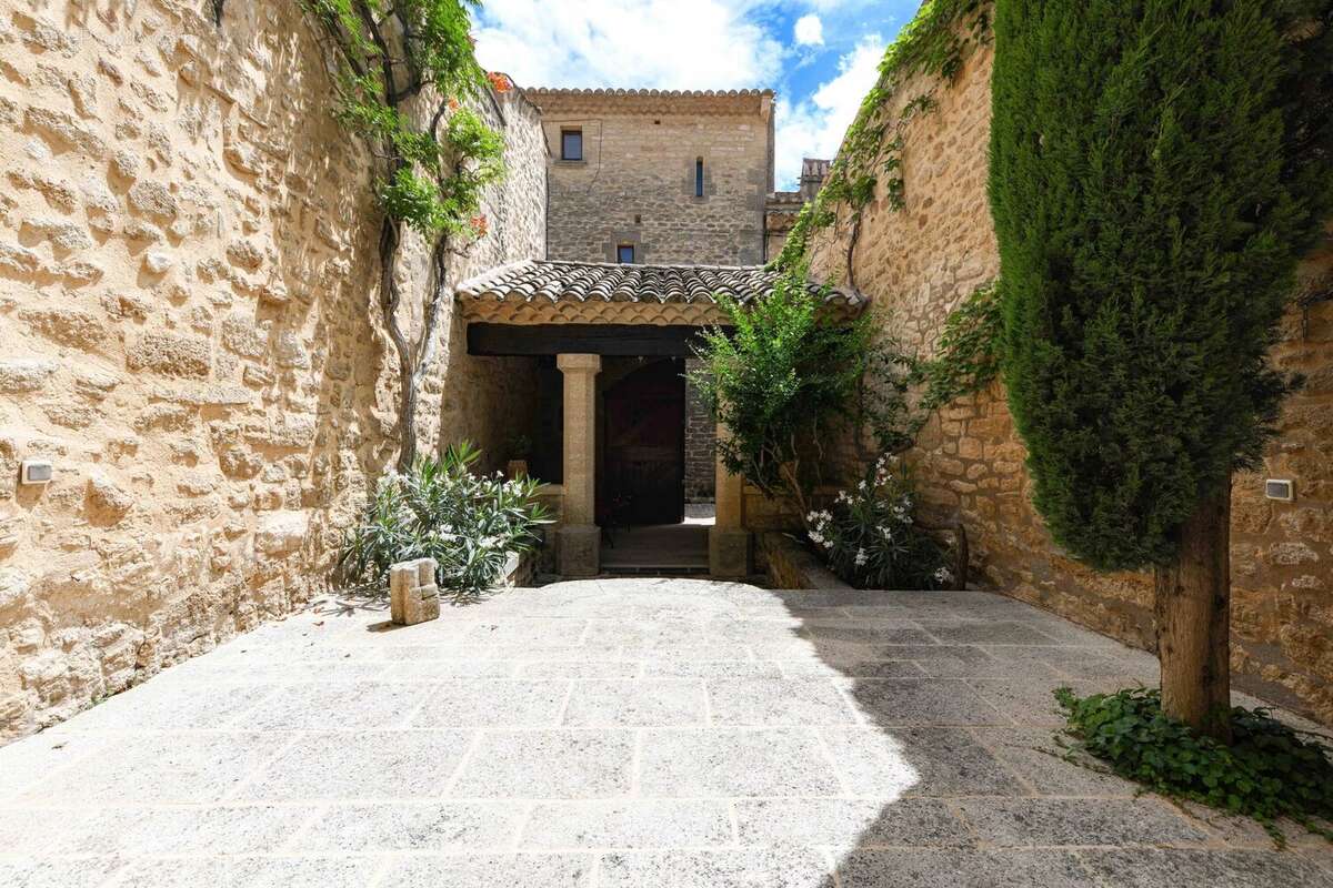 Maison à UZES