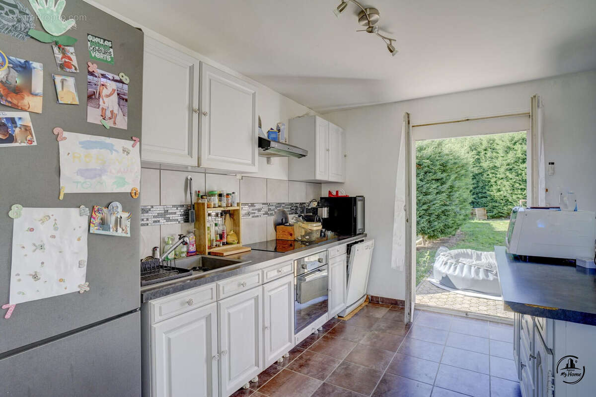 Maison à ROCHE-LA-MOLIERE