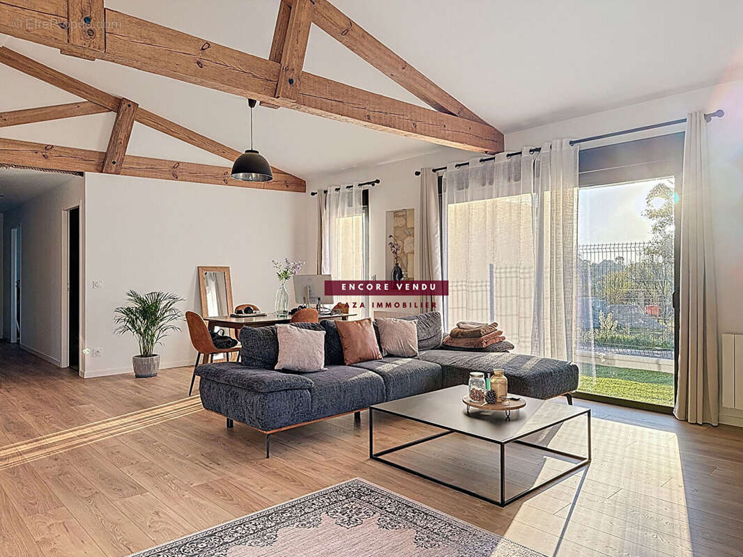 Maison à SALLEBOEUF