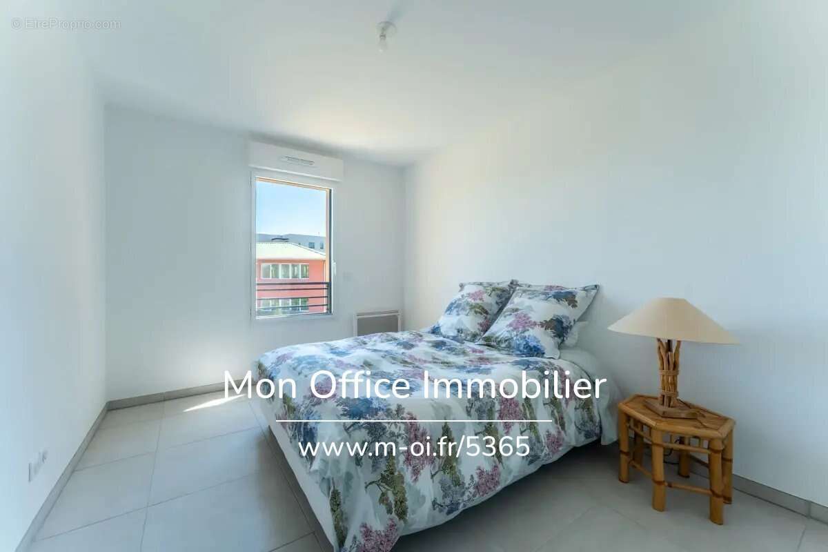 Référence : 6919-MAC - Appartement - T3 - 66m2 - Terrasse - Parking - Aix-en-Provence - La Duranne - 13100 - photo 5