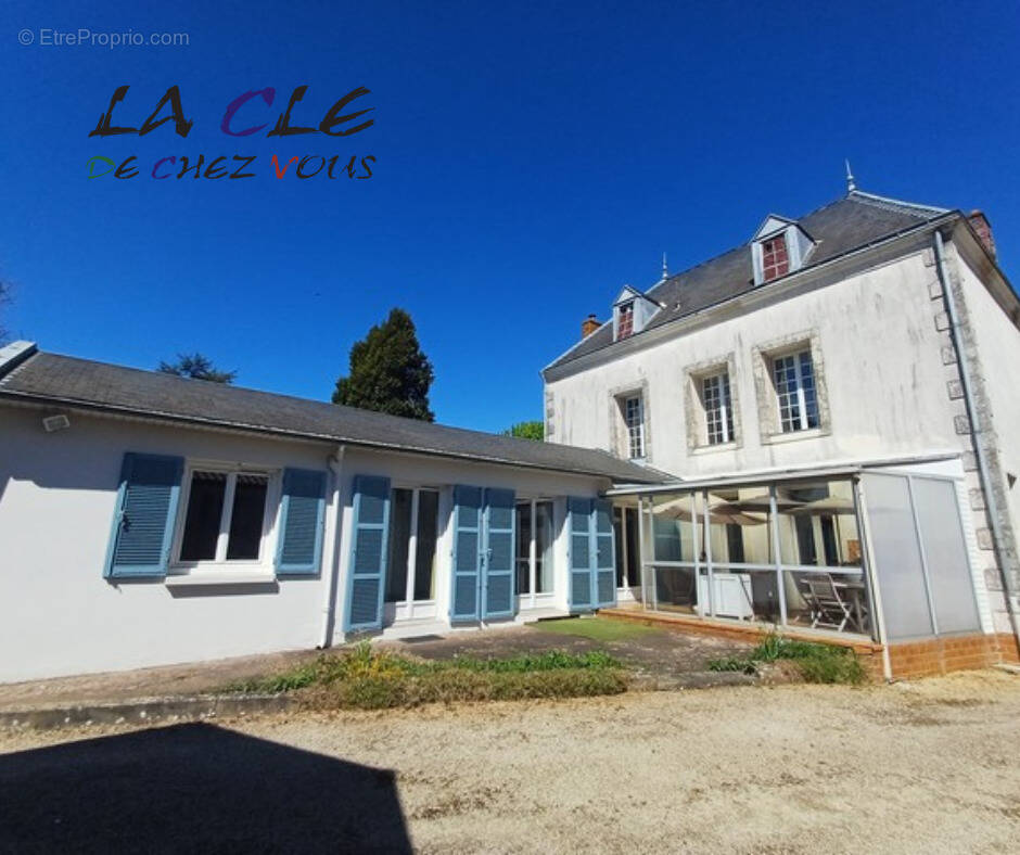 Maison à COULONGES-SUR-L'AUTIZE