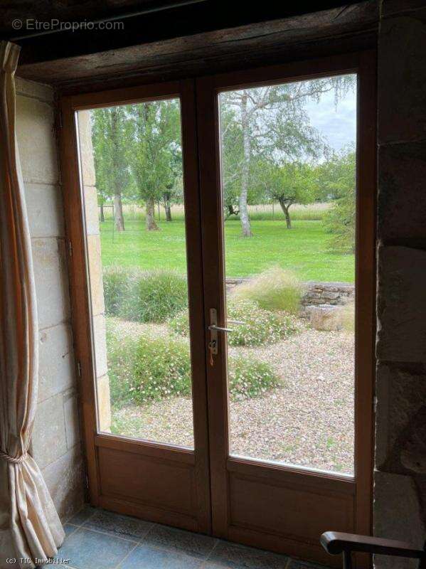 Maison à CELLEFROUIN