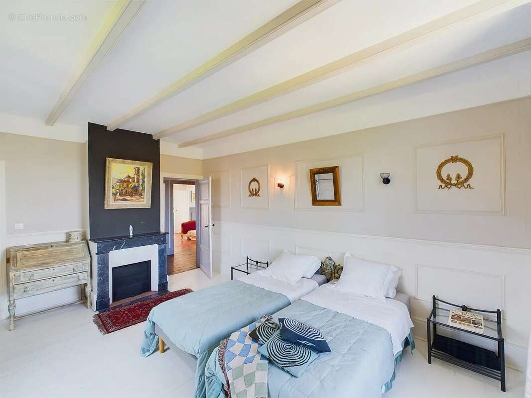 Une propriété exceptionnelle avec piscine et une vue imprenable - photo 12