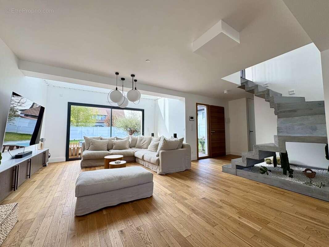 Maison à LE PLESSIS-TREVISE