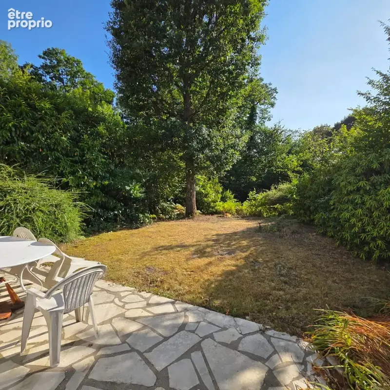 Maurepas Bois joli - Maison familiale 7 pièces au coeur d'une résidence avec piscine et tennis privés - photo 7
